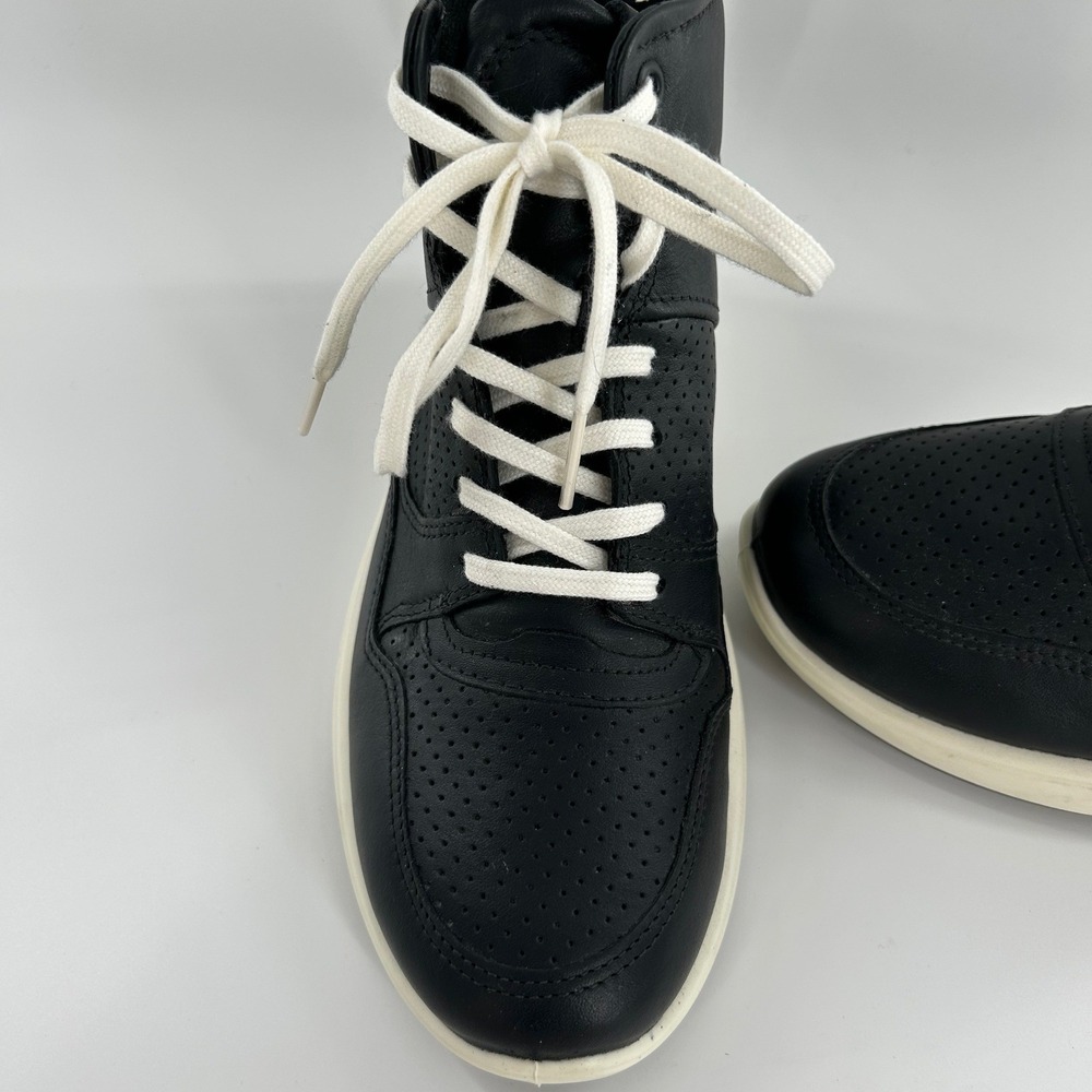 NEW Ecco soft 7 runner lace up ankle boots/sneaker Women's Size 5-5.5 EU 36 - Picture 3 of 16